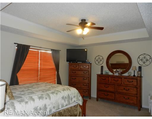 Building Photo - 225 Fontenot Dr
