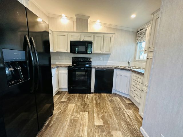 Foto del edificio - 1651 Semon Dr