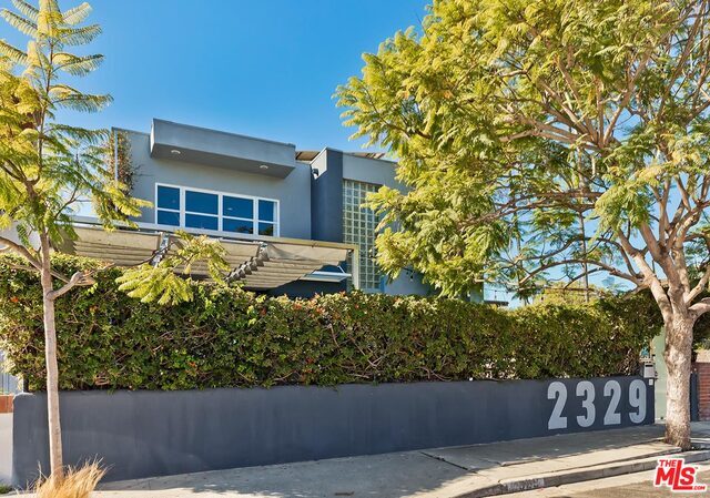 Building Photo - 2329 Wilson Ave