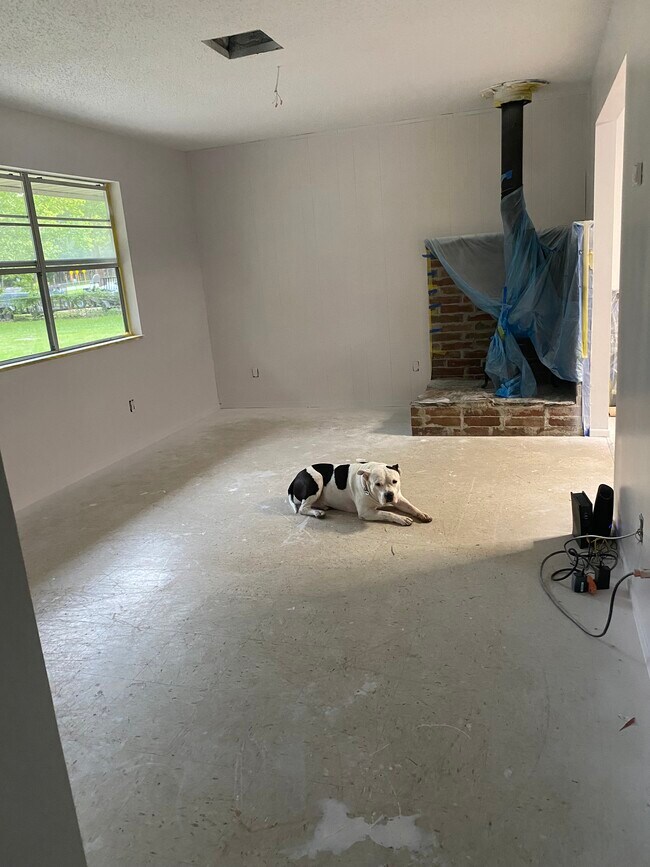 Foto del edificio - 7285 W Green Acres St