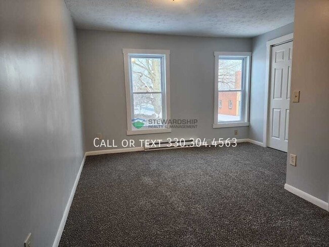 Foto del edificio - 406 1st St SE