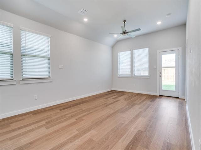 Building Photo - 3818 White Rock Dr