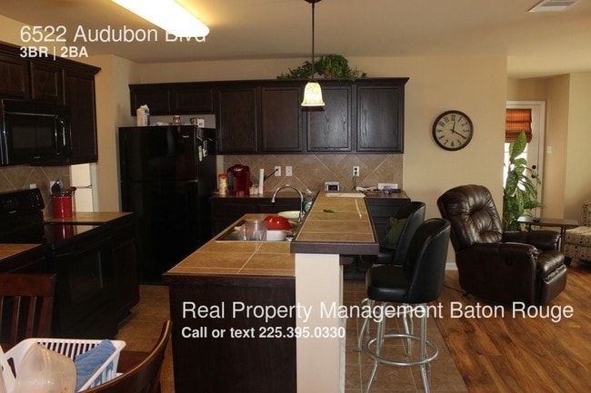 Building Photo - 6522 Audubon Blvd
