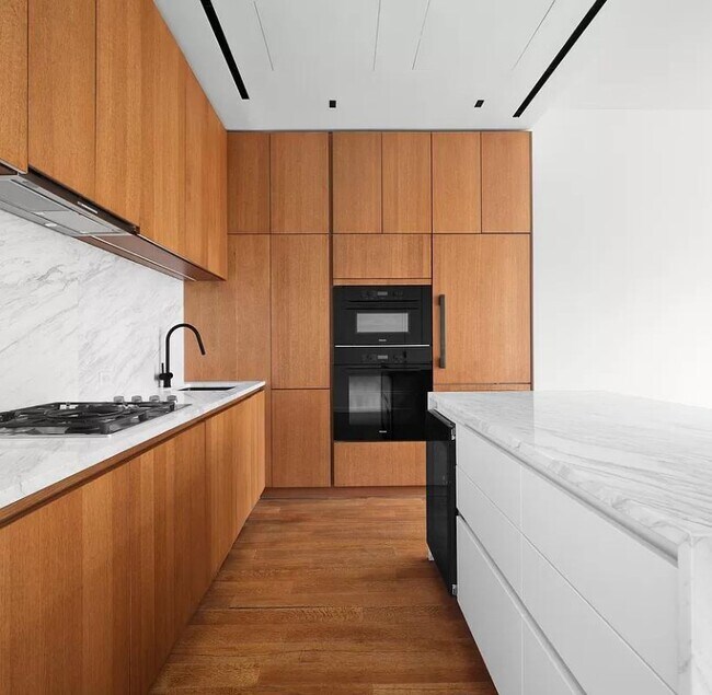 Foto del edificio - 570 Broome St