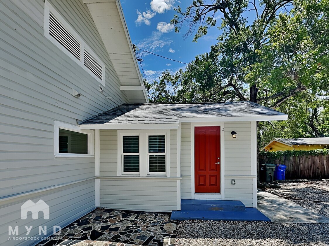 Foto principal - 829 E Orange St