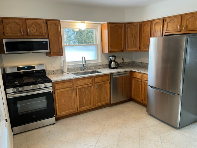 Building Photo - 6602 Michigan Rd