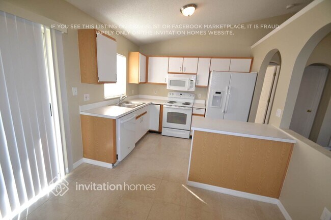 Foto del edificio - 3074 Mapleshade St