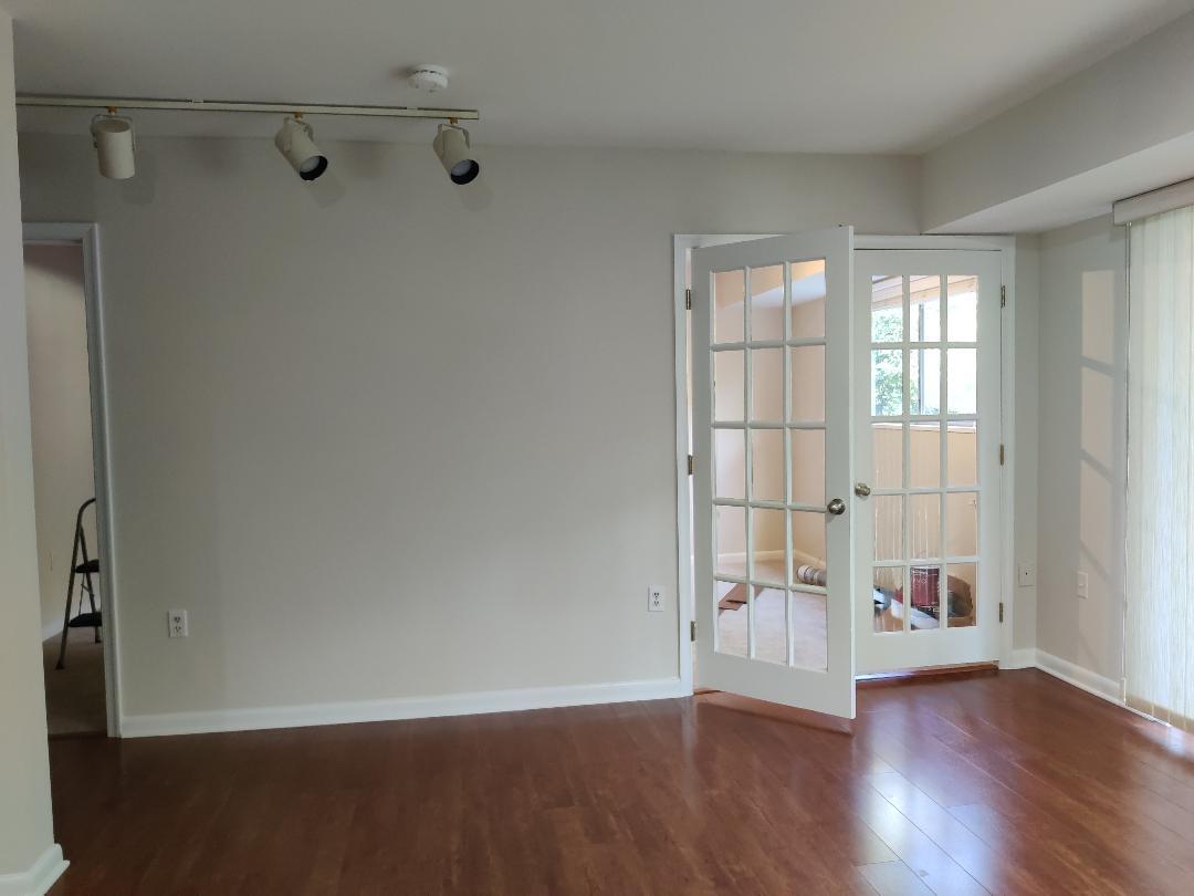 10638 Weymouth St Unit 104, Bethesda, MD 20814 Condo for Rent in Bethesda, MD