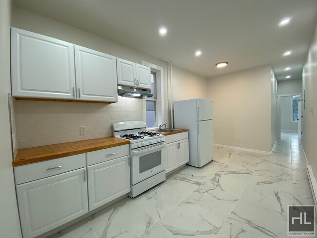 Building Photo - LEXINGTON AVENUE