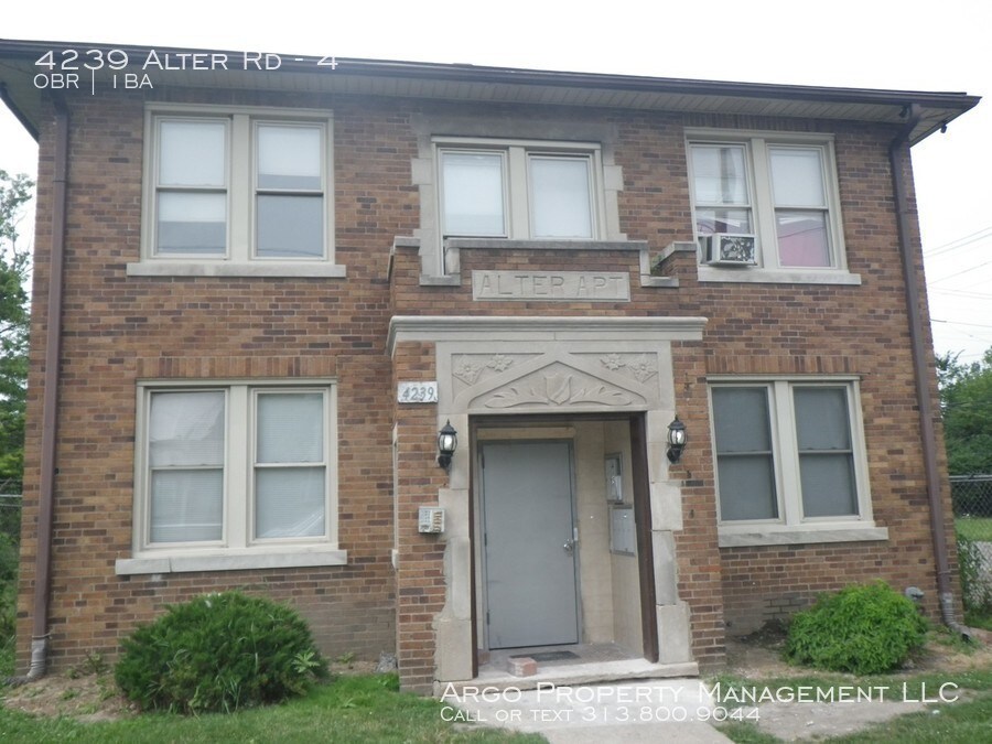 Primary Photo - Studio Apartment for Rent