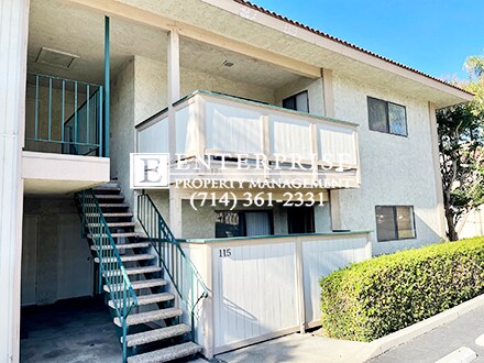 Foto principal - Charming Condo in Peaceful Location (119 S...