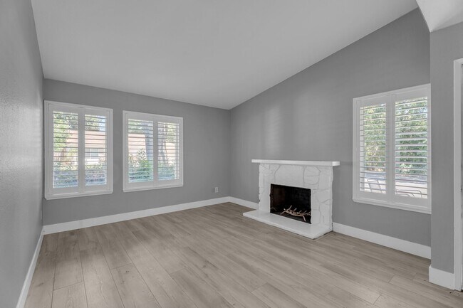 Photo - 74 Cedro Cir House