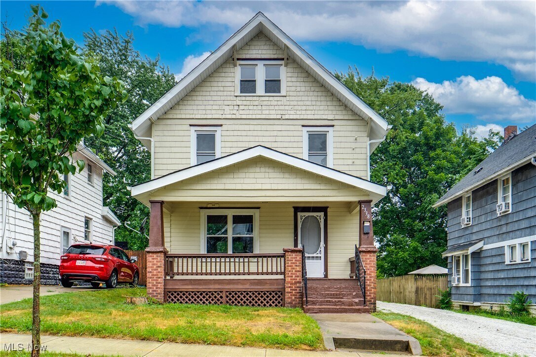 2338 16th St SW Akron, OH 44314 – photo 1