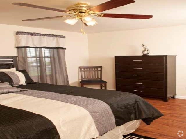 Habitación - Brookhaven at Franklin Apartments