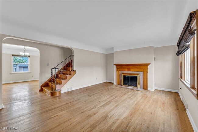 Foto del edificio - 25731 Farringdon Ave