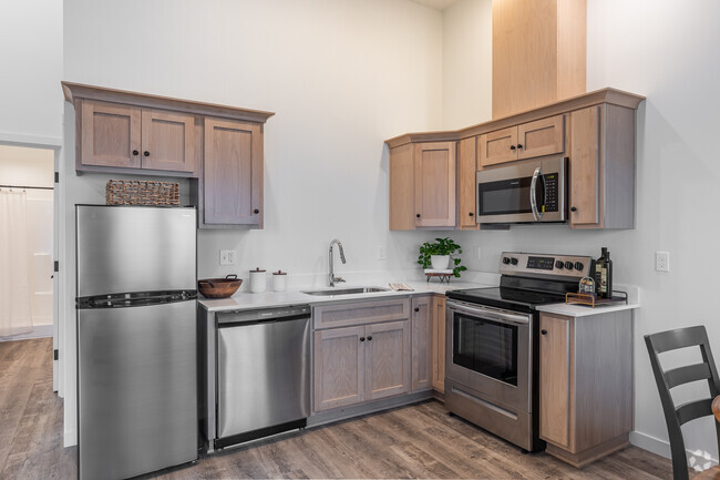 1BR, 1BA - 584SF - Kitchen - Astoria Waterfront