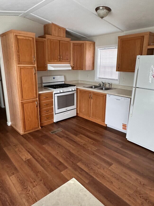 Foto del edificio - 5 Jacob Dr