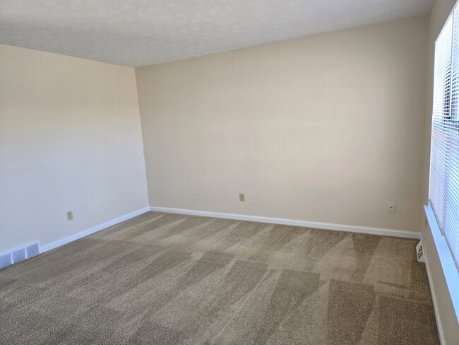 Building Photo - Belleau Woods Ranch Home  251222