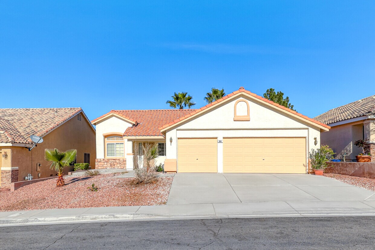 Foto principal - 684 Great Dane Ct