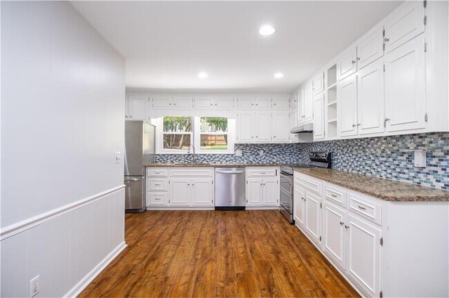 Building Photo - 11165 Crosshaven Dr