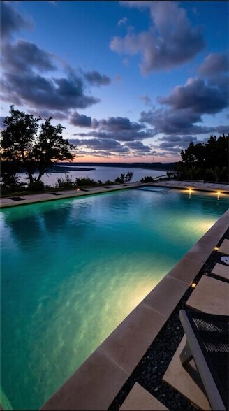 Foto del edificio - 6412 Lantern View Dr