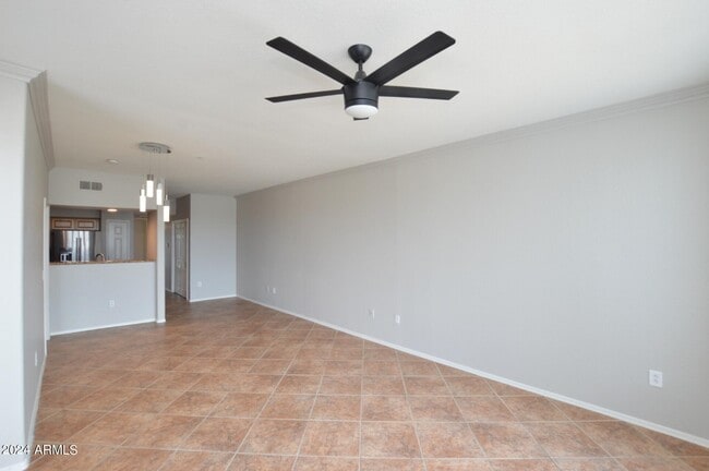 Foto del edificio - 425 Rio Salado Pkwy