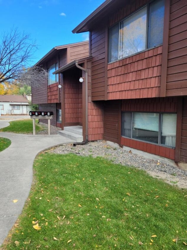 1007 Cook Ave, Billings, MT 59102 Condo for Rent in Billings, MT