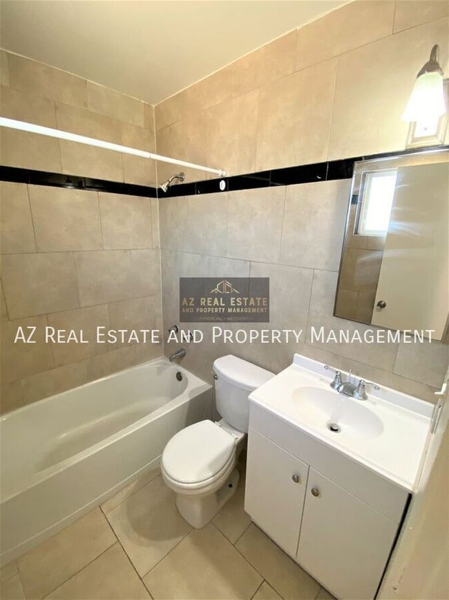 Foto del edificio - 909 E Roosevelt St