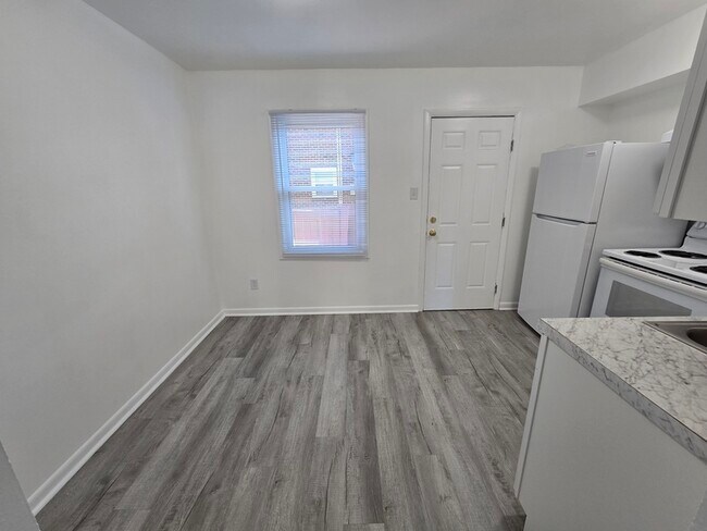 Foto del edificio - 2650 Wayside Dr