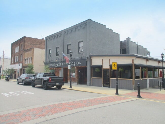 Building Photo - 413 Merchant St