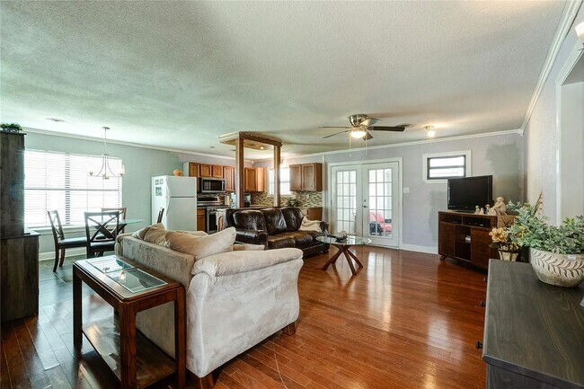 Foto del edificio - South-side 3 bed 1.5 bath