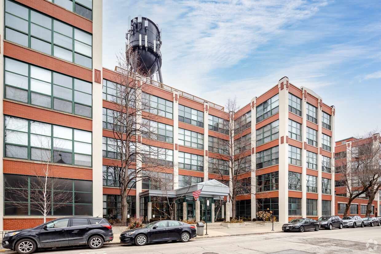 Primary Photo - Pencil Factory Lofts