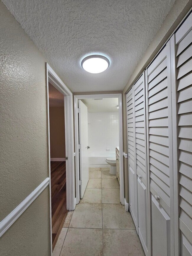 Foto del edificio - 1541 Windorah Way