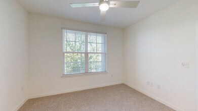 Interior Photo - Essex Luxe Apartments