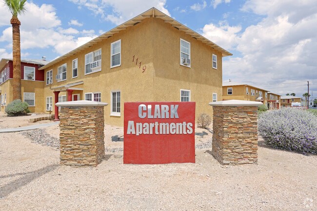 downtown las vegas apartments for rent las vegas nv apartments com