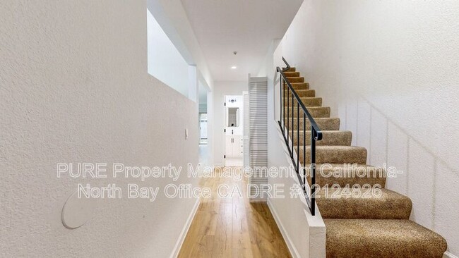 Building Photo - 1313 Parkway Dr