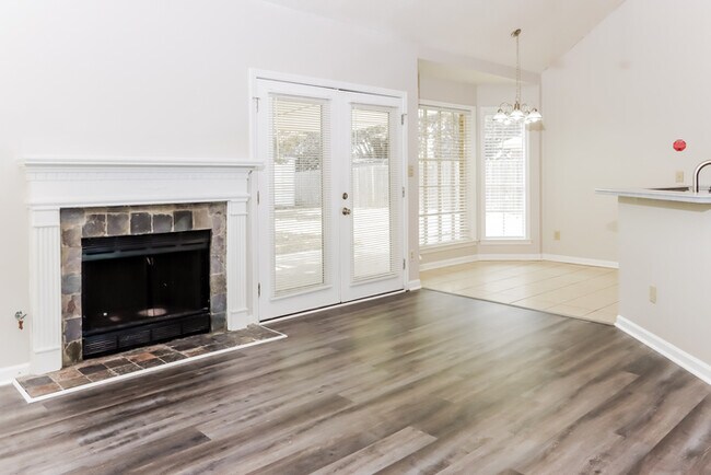 Foto del edificio - 7104 Fair Oaks Ct