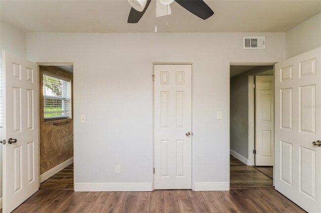 Building Photo - 107 Quintard Ave