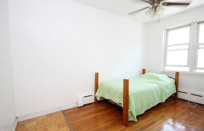 Foto del edificio - 2581 41st St