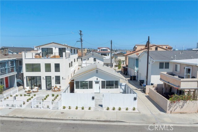 Foto del edificio - 806 W Balboa Blvd