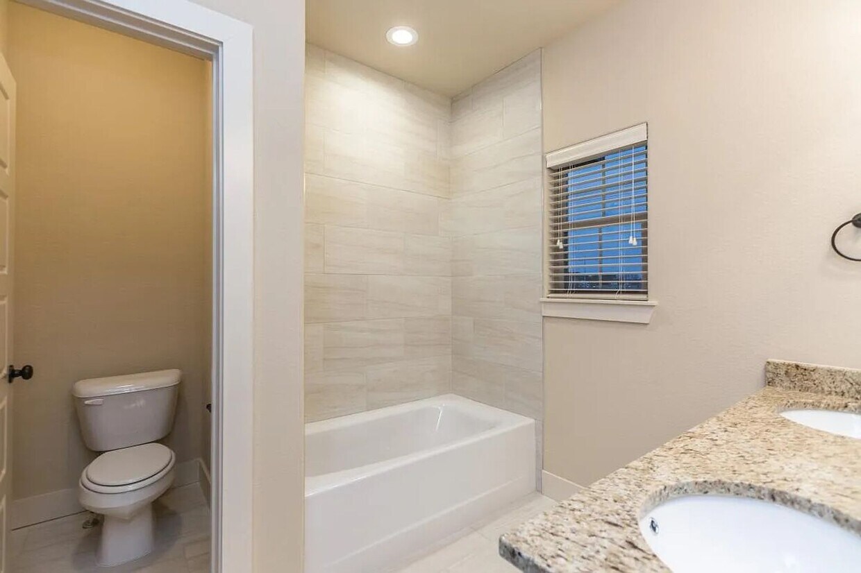 Foto del edificio - 3114 SW Riverstone Ave