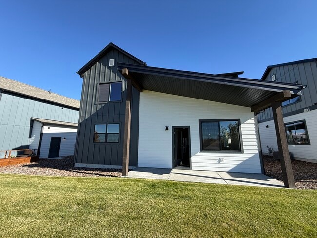 Building Photo - 82 Horseshoe Lp