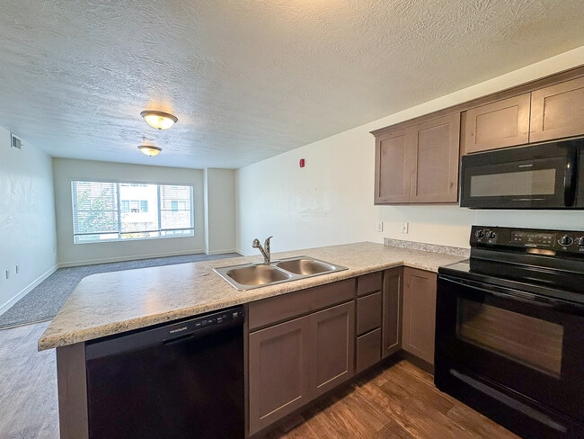 Building Photo - 531 S 850 E