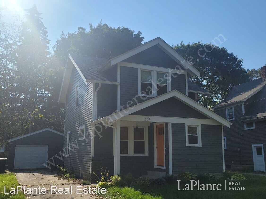 Primary Photo - 3 br, 2 bath House - 234 W Seventh Street