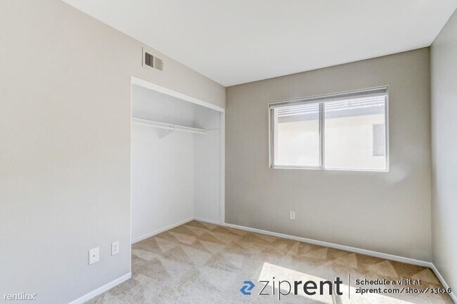 Foto del edificio - 4 br, 2.5 bath House - 4839 Ebony Ridge Rd...