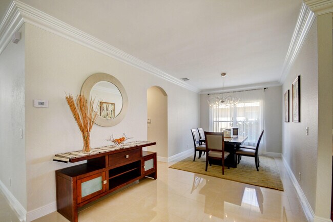 Building Photo - 4006 Bahia Isle Cir