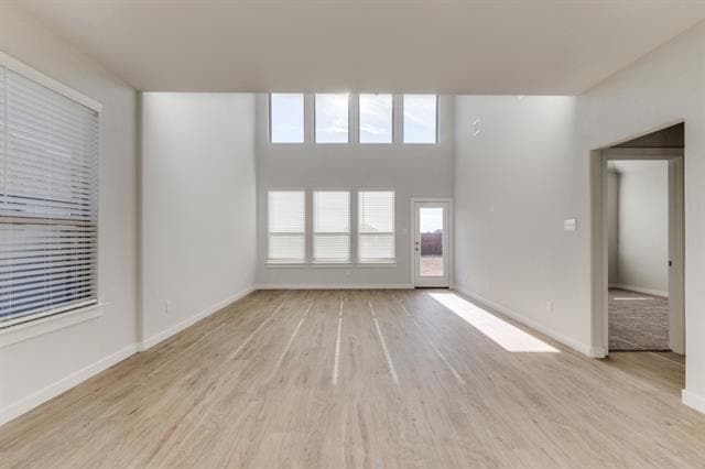 Foto del edificio - 107 Huckleberry Rd