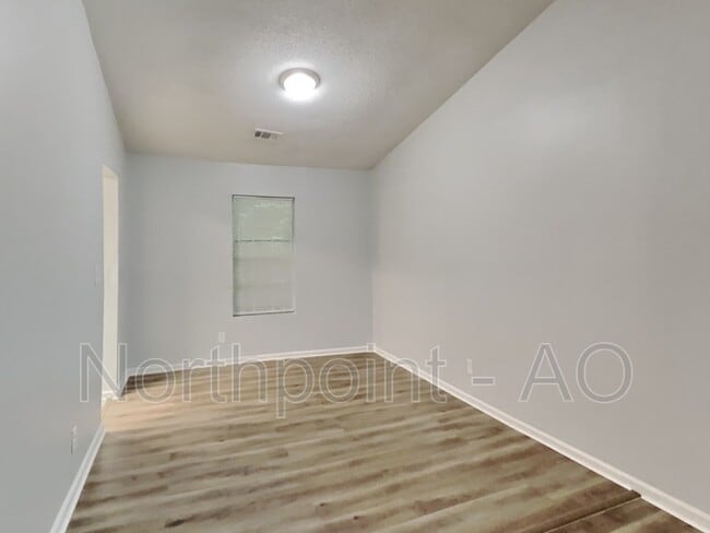 Building Photo - 740 Kilkenny Cir