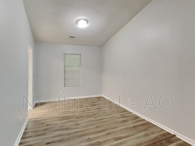 Foto del edificio - 740 Kilkenny Cir