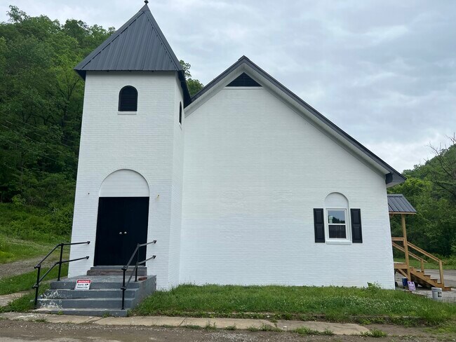 Foto del edificio - 143 Ferguson Ln